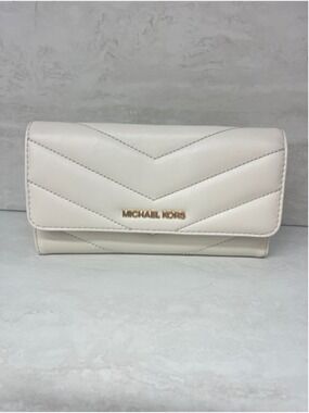 Michael Kors Quilted Trifold Wallet Light Cream